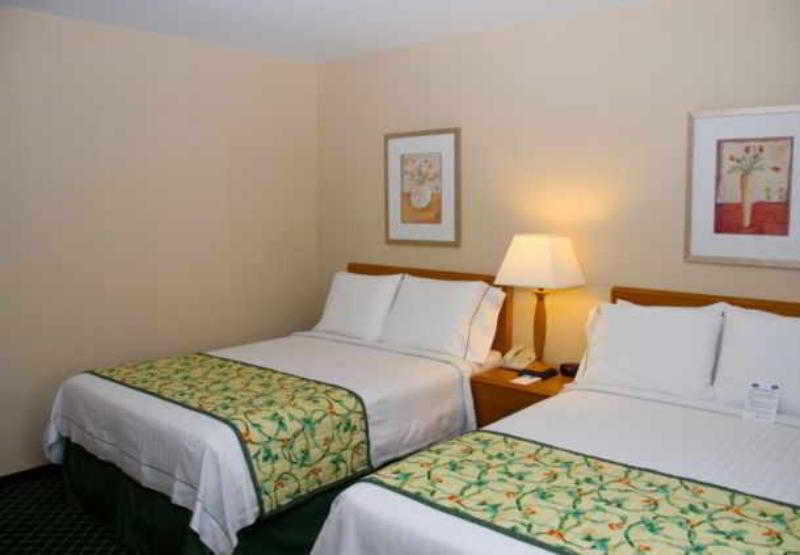 Fairfield Inn By Marriott New York Laguardia Airport/Flushing Exterior foto