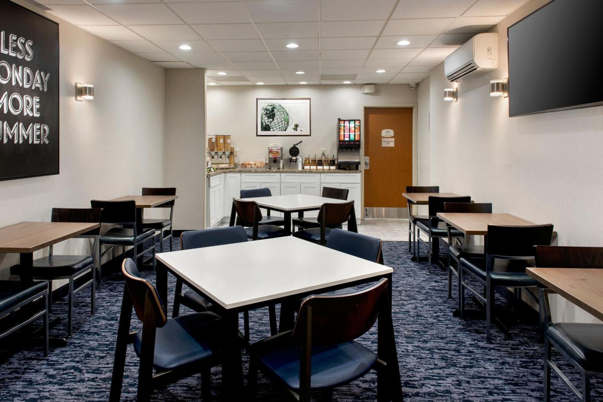 Fairfield Inn By Marriott New York Laguardia Airport/Flushing Exterior foto